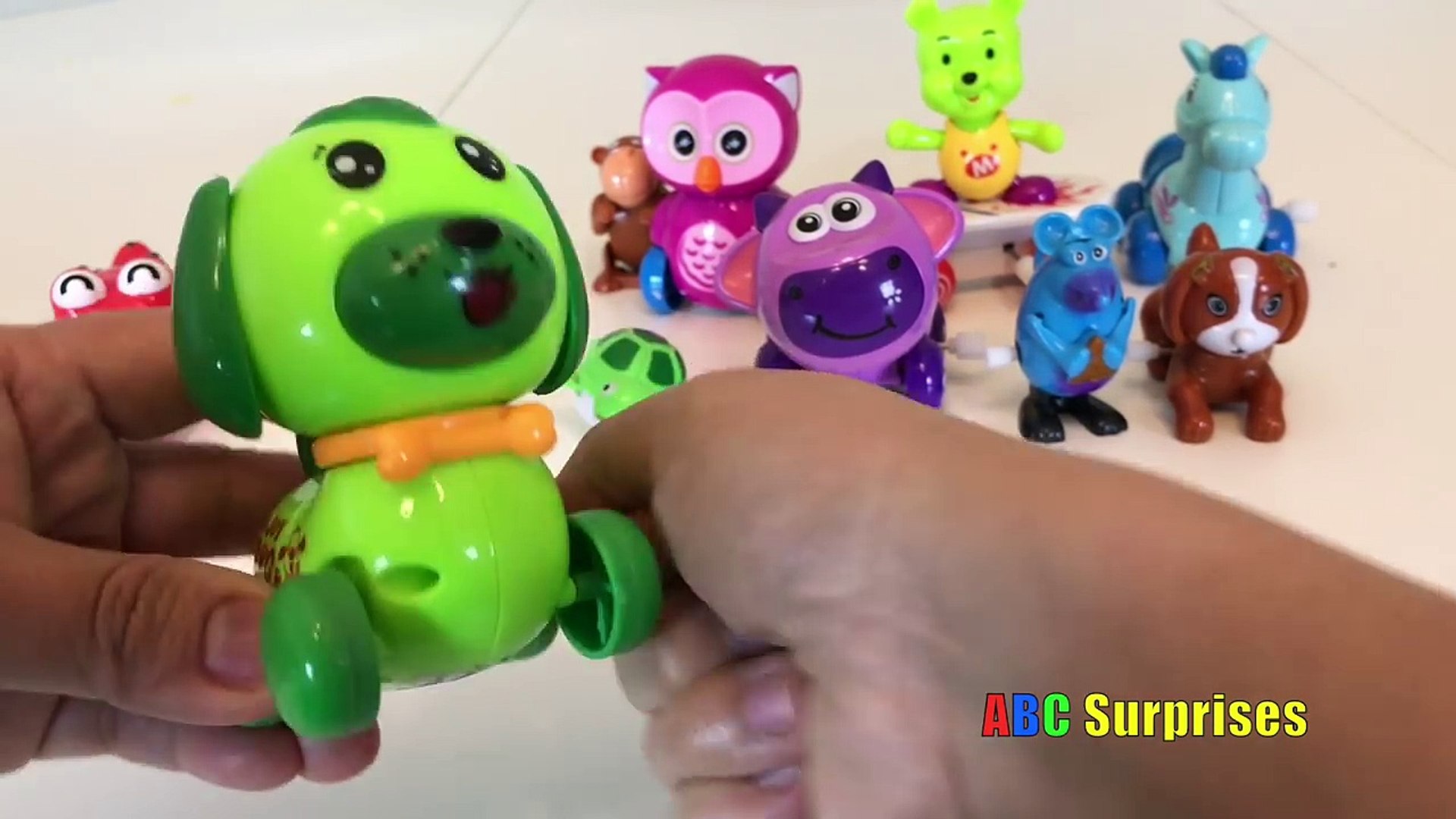 ⁣PET SHARK ATTACKS TOYS | Learn Animals Names with ANIMALS WIND UP TOYS | ABC Surprises Toys for Kids