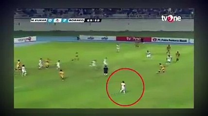 اسرع لاعب في العالم شاهد سرعته الكبيره في الملعب
