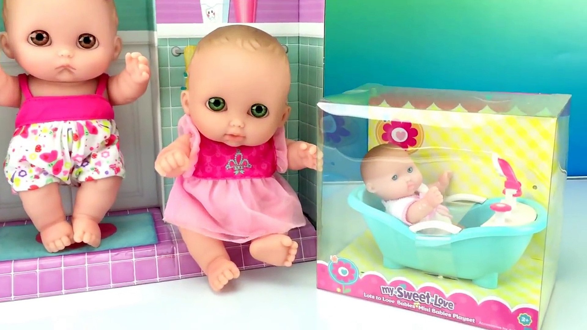 ⁣Twin Baby Dolls Lil Cutesies Bathtime for Little Doll Babies and How to Give Baby a Bath Video