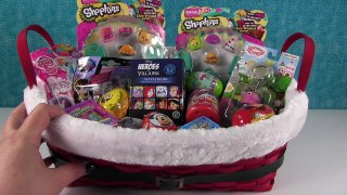Santa Surprise Basket | Shopkins Surprise Eggs LPS Toy Review | PSToyReviews