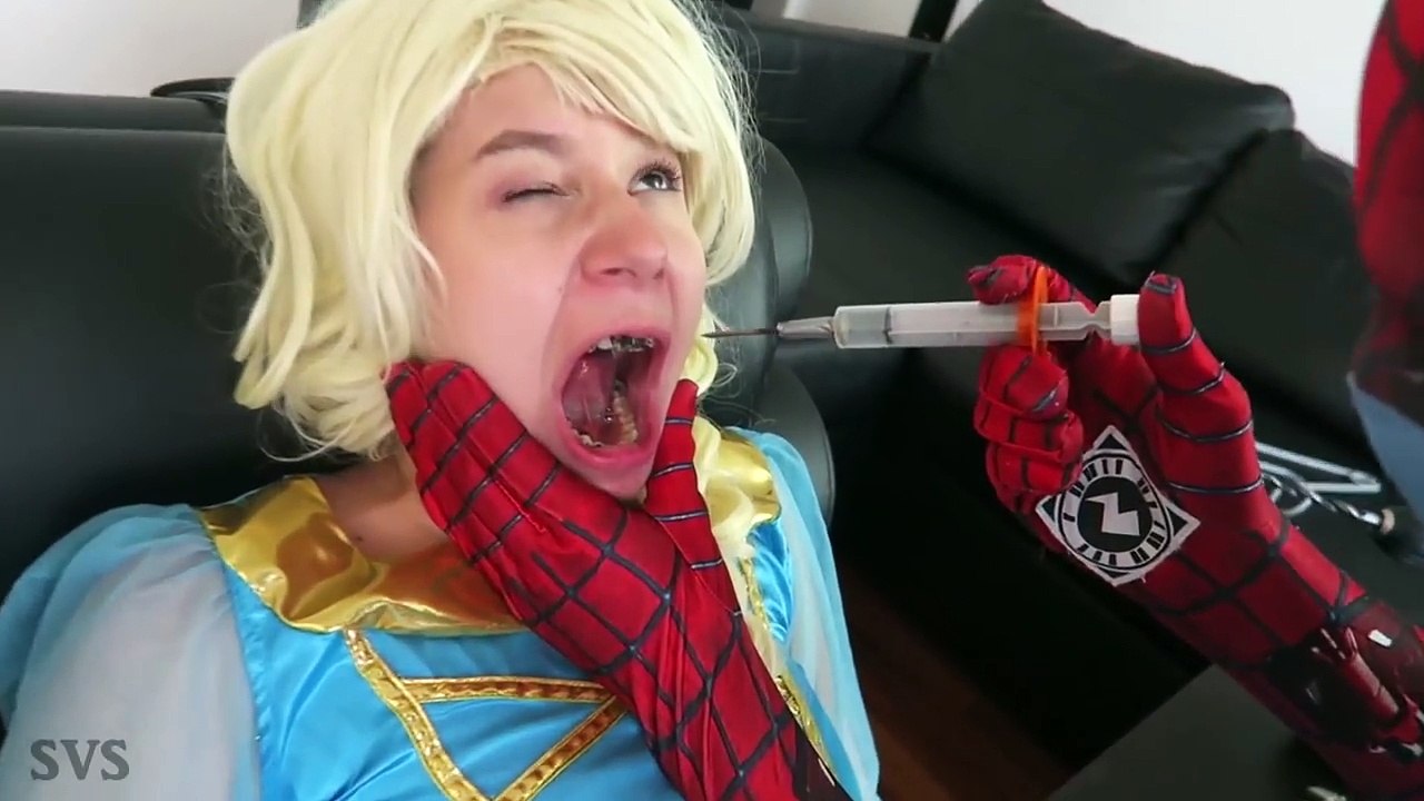 UGLY FROZEN ELSA vs SPIDERMAN DENTIST w/ Pink Spidergirl Mermaid, Joker Candy - Funny Superheroes