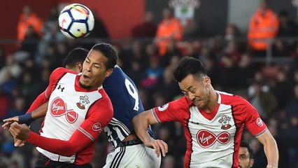 Van Dijk a positive influence at Southampton - Yoshida