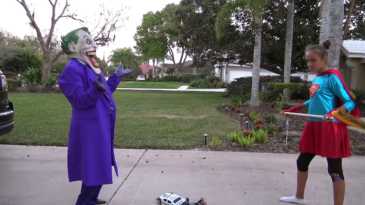 RECKLESS JOKER CRUSHES POLICE CAR w/ Hulk BatGirl SuperGirl In Real Life Sophia Sarah Toys To See