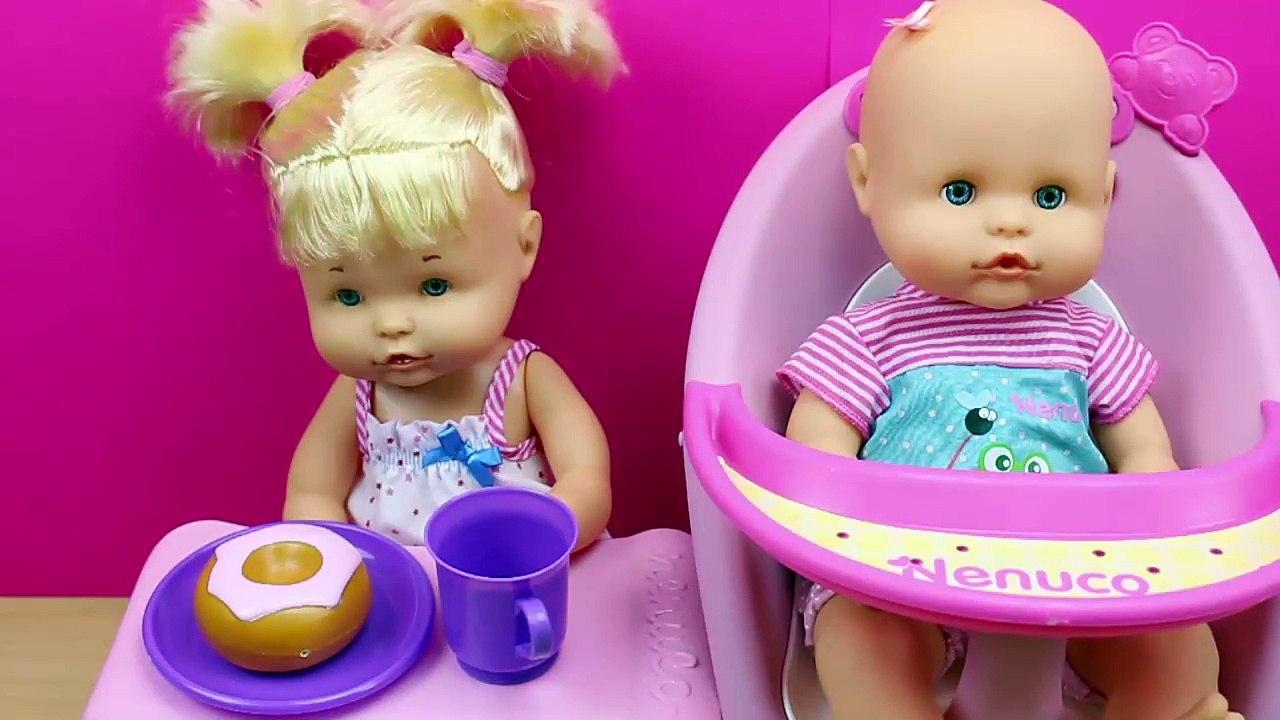 Juguetes de Nenuco Hermanitas Traviesas Las Bebés Nenuco hacen travesuras en el baño Видео Dailymotion