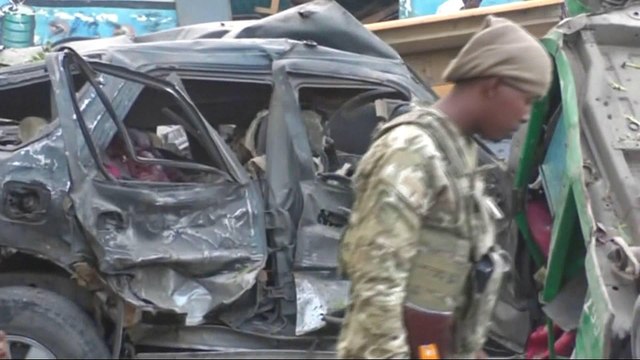 Double car bombs hit Mogadishu, 23 dead in al-Shabab attack