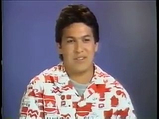 Amazingly Awkward ’80s VHS Dating Videos