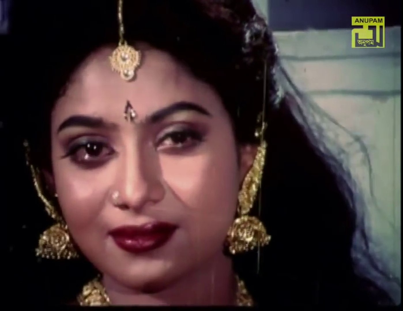 ⁣Bangla movie Song _ Riaz & Shabnur _Bangla sad song_ Tomake Chere Ami _ Mon Mane Na |Bangla roma