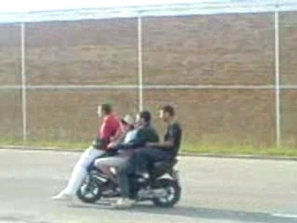 a 4 sur 1 scoot
