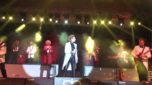 Marmaris Cumhuriyet Coşkusunu Sıla Konseri ile Kutladı