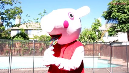 Is Mickey Mouse Kissing Peppa Pig? w/ Jealous Minnie Mouse & Doctor Spiderman in Real Life