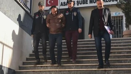 Tuzla'da Şemsiyeyli Market Soygunu Kamerada