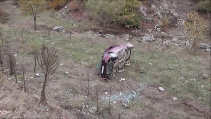 Otomobil Şarampole Devrildi: 5 Yaralı