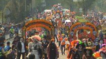 La Ciudad de México homenajea a sus muertos con un colorido desfile