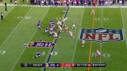 Cleveland Browns come up with huge interception on the Minnesota Vikings opening drive