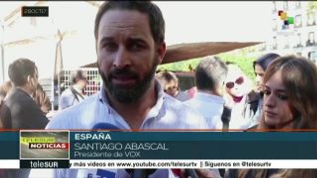 Unionistas españoles exigen a Rajoy detener a Carles Puigdemont