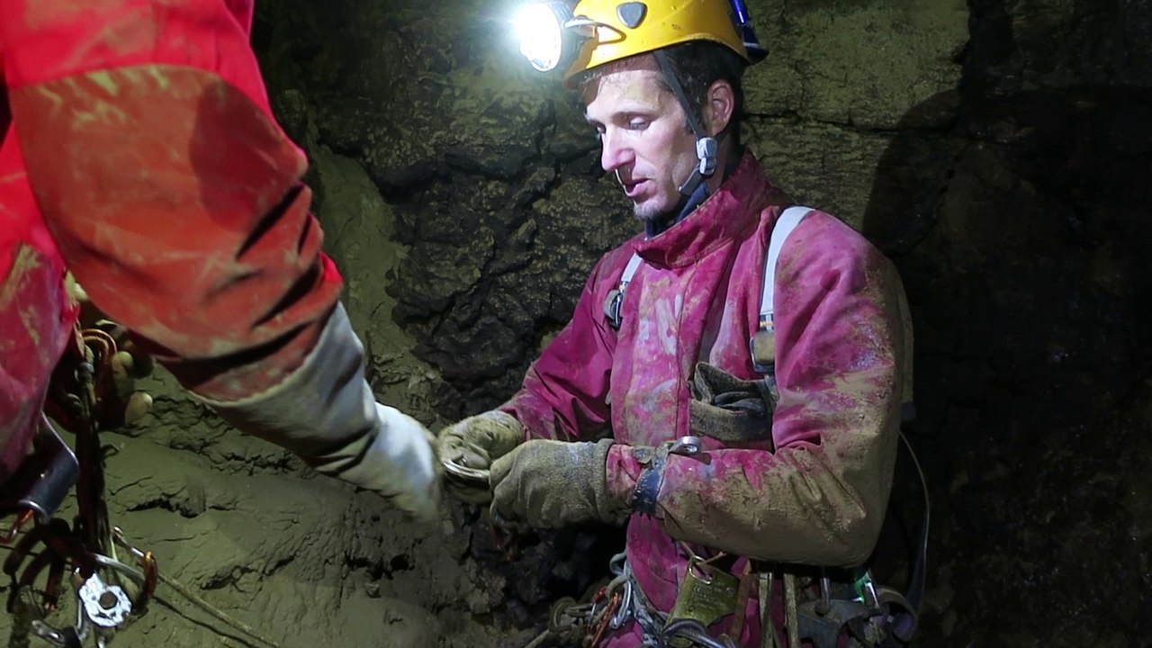 Grotte de la Luire : escalade à -350 mètres