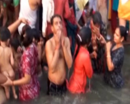 Holly Bath at Holly Indian River at Yamuna Ji on Yamdutia at Mathura