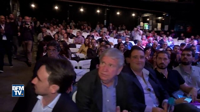 Mélenchon se cherche des alliés en Grèce et rêve d'une Europe Insoumise