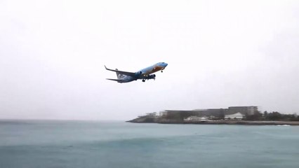 Cet avion Boeing 737 est passé tout près du drame