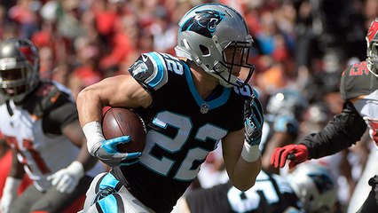 McCaffrey cuts to the inside, makes 14-yard catch across the middle