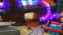 Thomas & Friends Spooky ACID BATH 토마스 Train Maker Adventure 다이노트럭 DinoTrux Toys & 모아나 마우이 Moana Maui