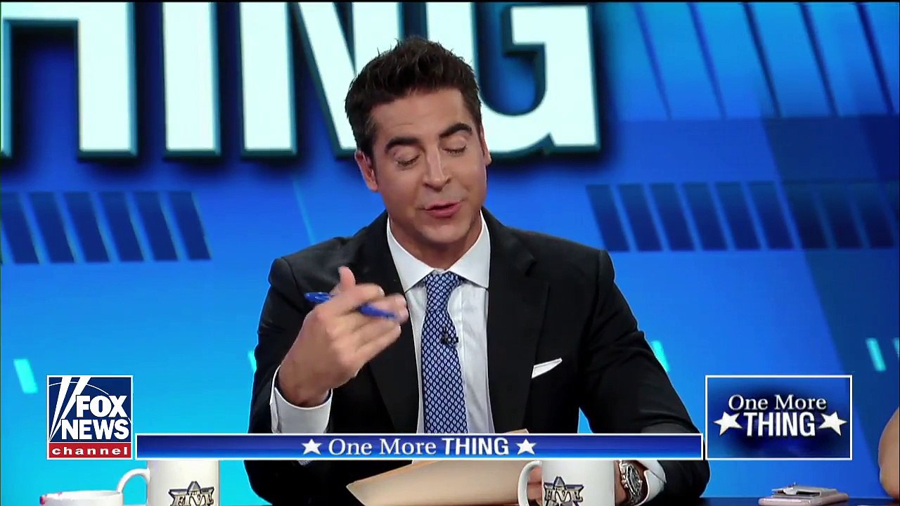 Jesse Watters reads mean texts from his mom