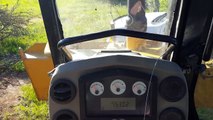 How to drive a Caterpillar bulldozer D6K