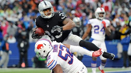 Derek Carr finds DeAndre Washington at the goal line for the TD