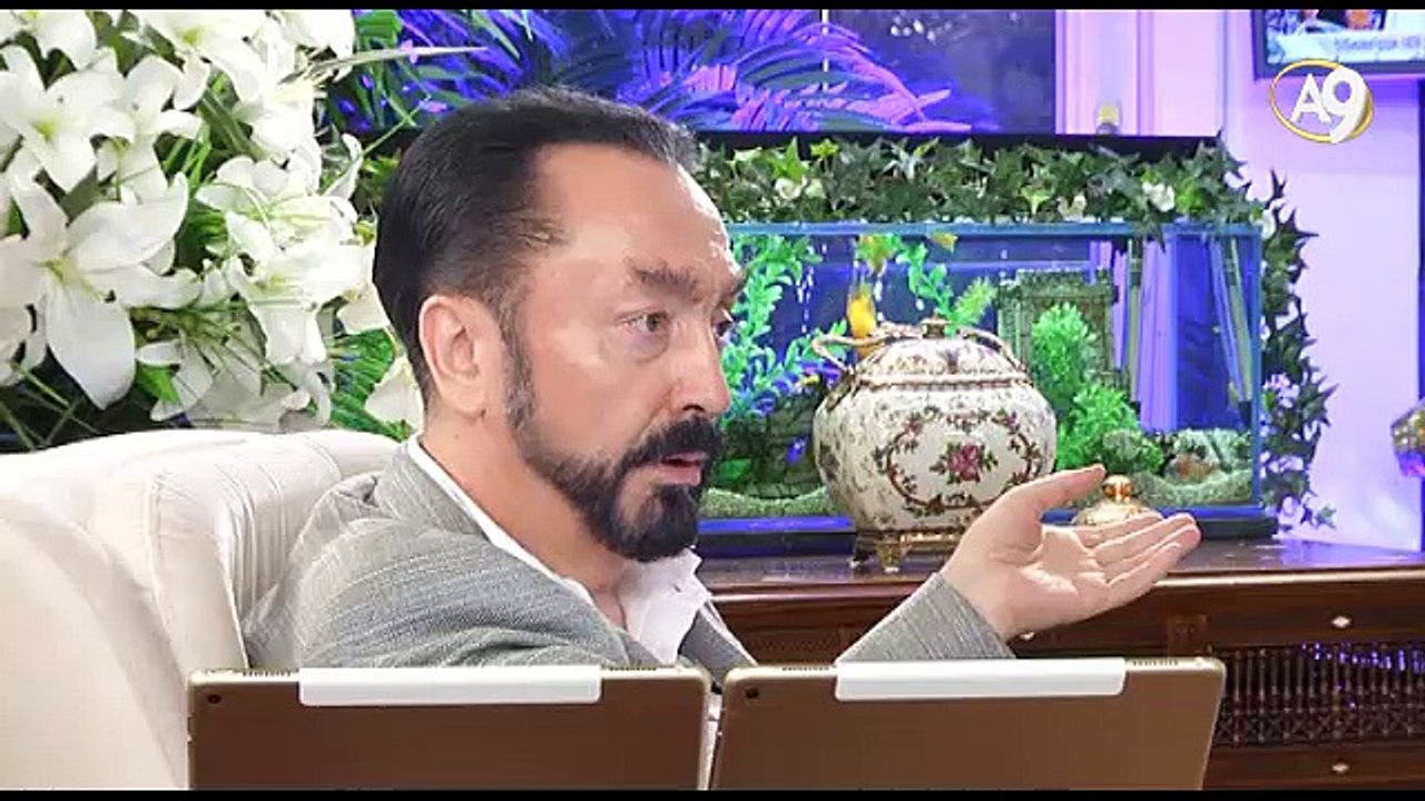 Allah Kuran’ın dışında hurafe çıkartılmaması için hangi ayetleri indirmiştir