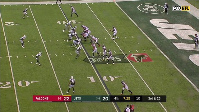 Atlanta Falcons running back Tevin Coleman efforts to escape 3rd & 25 but ends up just short