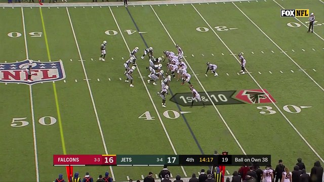 Atlanta Falcons running back Tevin Coleman breaks multiple tackles and runs half the length of the field