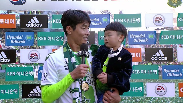 전북, 통산 5번째 우승...이동국 200호 골 / YTN