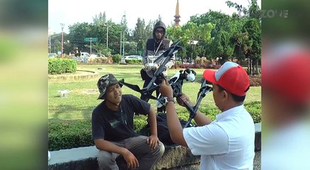 Descargar video: Seru! Berburu Keindahan Panorama Kota Semarang dari Angkasa