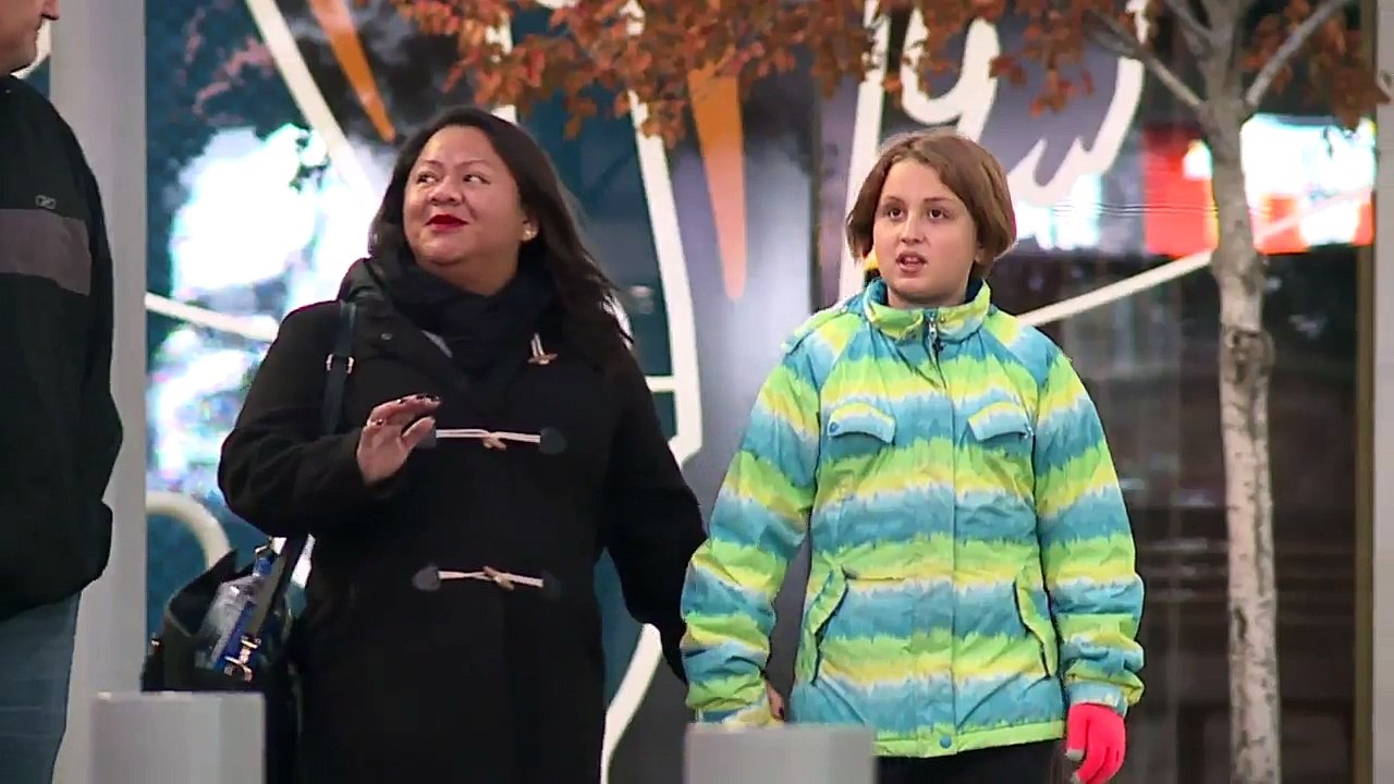 Sixth Grader`s Statement on Stage Brings Katy Perry to Tears