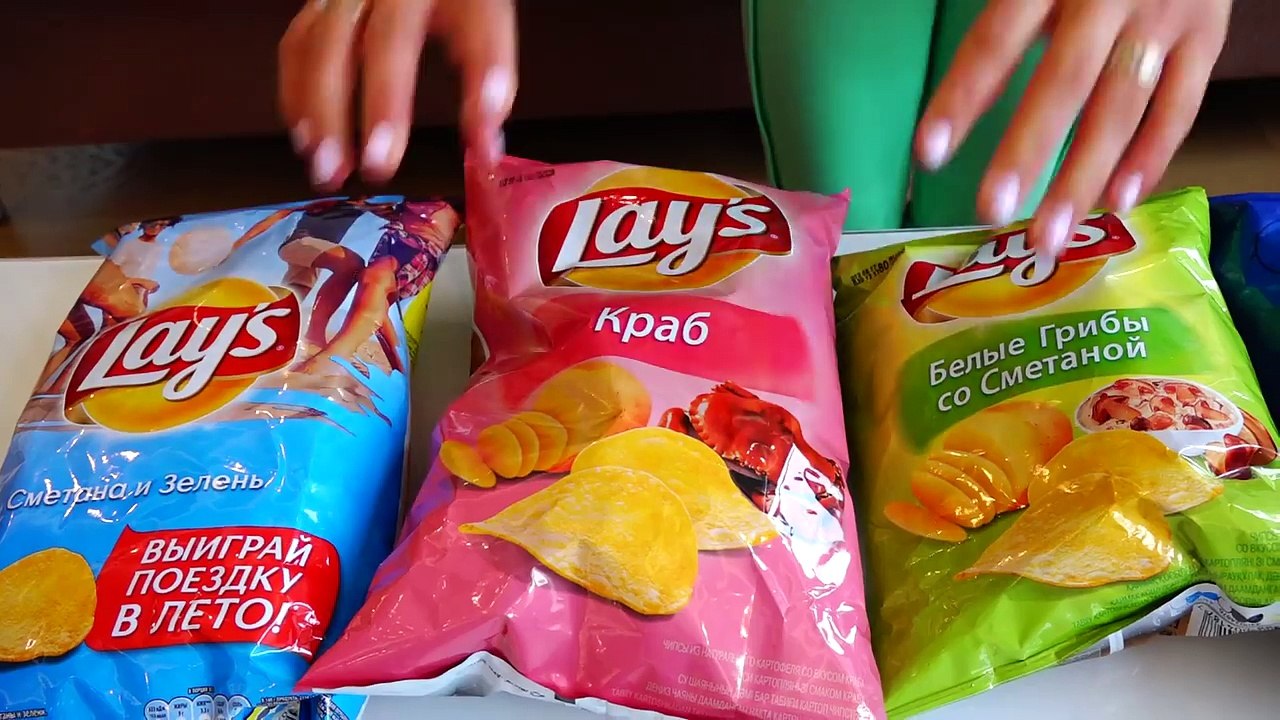 Bad Kid Steals Chips! Johny Johny Yes Papa Song Nursery Rhymes Song & Learn colors for children-f0ZemJXHqhU