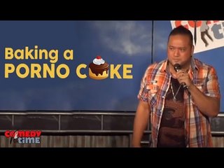 Baking a Porno Cake! (Stand Up Comedy)