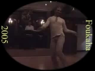 Zina danseur a fond lol fun