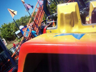 MINHA MULHER QUASE VOMITANDO NA STAR MOUNTAIN  BETO CARRERO WORLD - lu e walk on ride