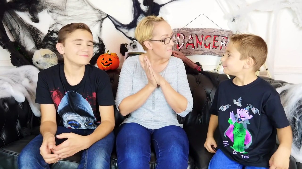 MAQUILLAGES HALLOWEEN - Grave Brûlure, Front Agrafé, Tête de Squelette - Ft Séverine Jenny