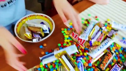 Bad Kids & Giant Candy Accident! Johny Johny Yes Papa Song Nursery Rhymes Song for Baby-DKQjy28fL8s