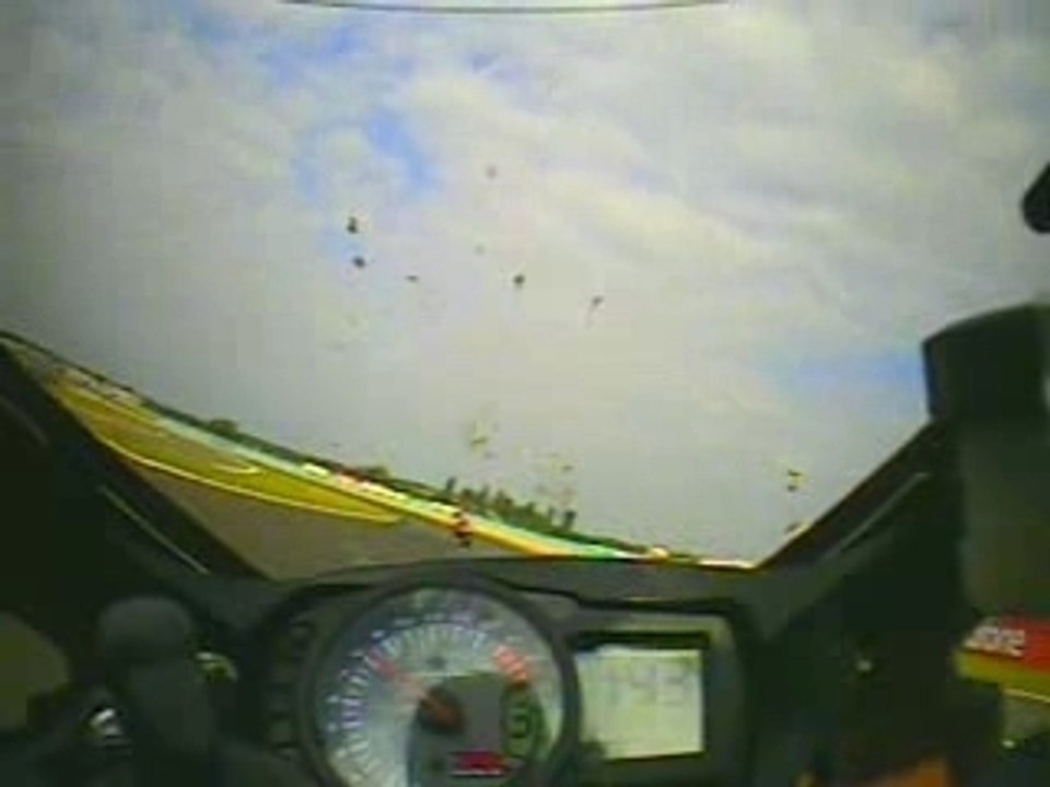 Magny cours 09/09/07 gsxr 1000 k7 2007 73 savoie