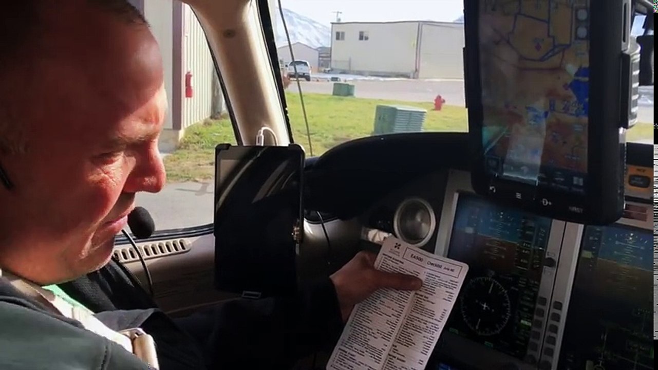 Jet vrs Turboprop - Race around a Mountain Mike Patey and Mark Patey