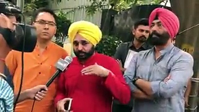 ਕੀ ਮਨਪ੍ਰੀਤ ਬਾਦਲ ਨੂੰ ਮੈਨੀਫੈਸਟੋ ਬਣਾਉਣ ਵੇਲ਼ੇ ਨਹੀਂ ਪਤਾ ਸੀ ਕਿ ਖਜ਼ਾਨਾ ਖਾਲੀ ਹੈ, ਲੋਕਾਂ ਨਾਲ ਸਰਾਸਰ ਧੋਖਾ ਕੀਤਾ ਗਿਆ ਹੈ ਭਗਵੰਤ ਮਾਨ