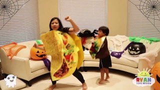 Kids Costume Runway Show food edition! Giant Crying Bad Baby steals Oreo and Giant Food IRL-wSMkfoR2WpE