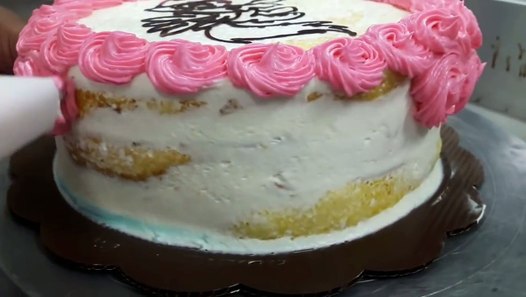 Membuat Kue Ulang Tahun Kartun Karakter Kuda Poni Membuat Kue Ulang Tahun Kartun Karakter Kuda Poni