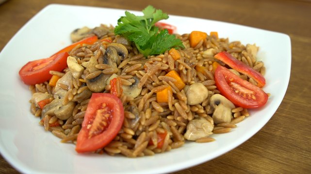 Tavuklu Şehriyeli Pilav Tarifi