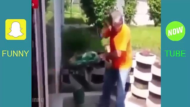 Vídeos Engraçados Super Picantes Do Whatsapp 2016 - Pra Morrer De Rir - Bromas Pesadas 2016 P73