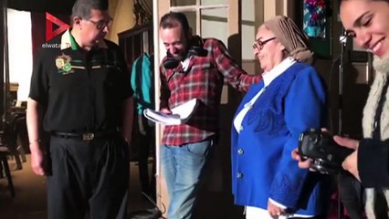 بسبب والدته عمرو سلامة ينهار من الضحك في كواليس شيخ جاكسون