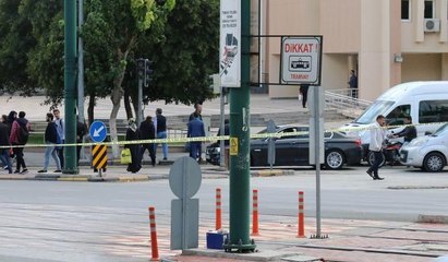 Gaziantep Valiliği önünde bomba paniği