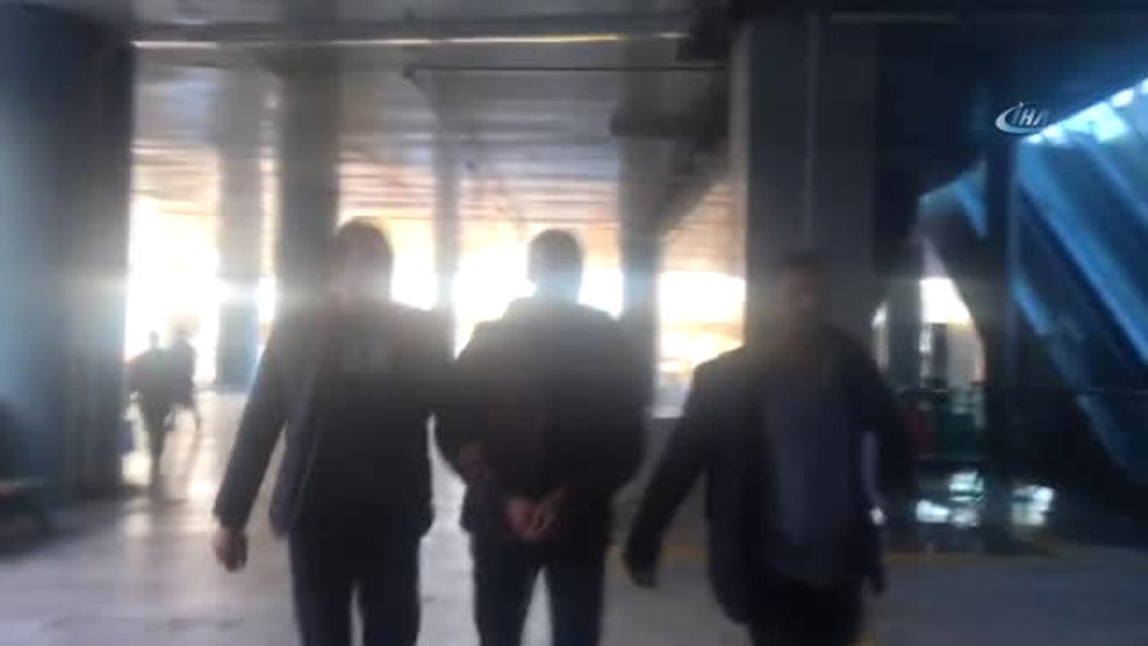 Kadıköy'de Eşini Öldüren Katil Zanlısı Emrah Y. "O Hak Ettiği Yerde Ben de Hakettiğim Yerde"